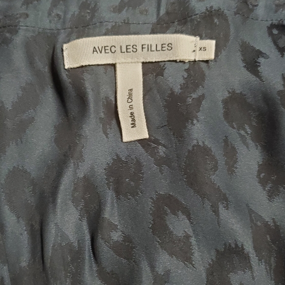 Long sleeve light MINI dress - Picture 3 of 3